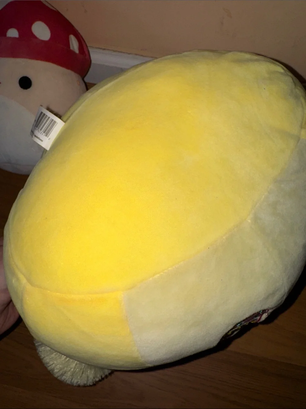 N/A soft yellow